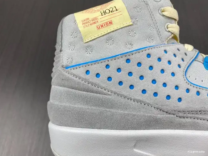 DN3802-001 Union 2 Retro Fog Grey Jordan 0519